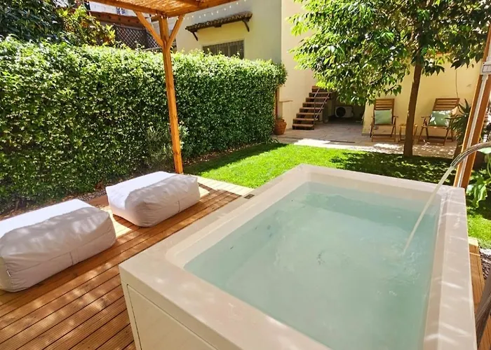Florart Boutique Apartment, Giardino E Vasca Idro