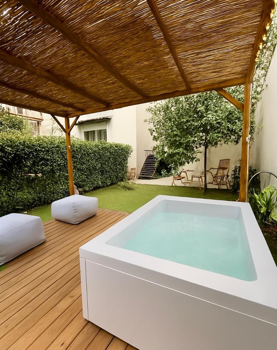 Florart Boutique Apartment, Giardino E Vasca Idro Appartement Florence