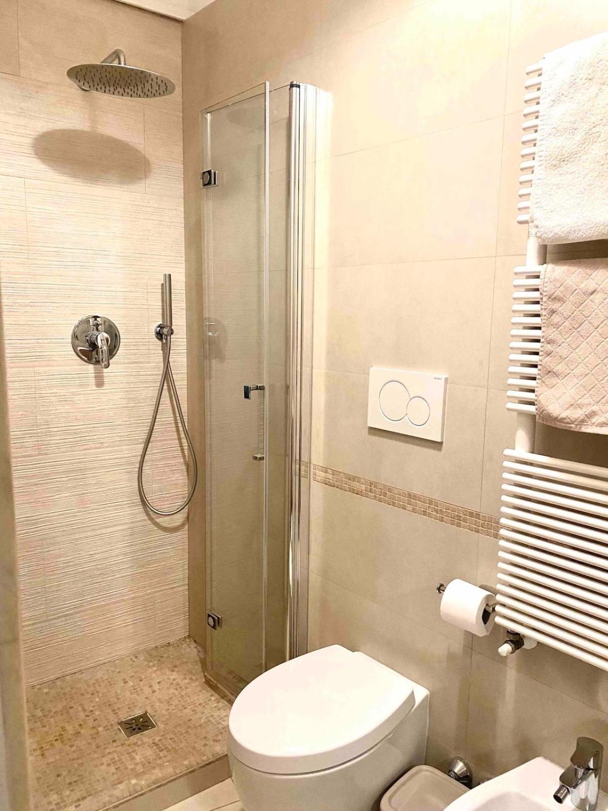 Florart Boutique Apartment, Giardino E Vasca Idro Appartement Florence